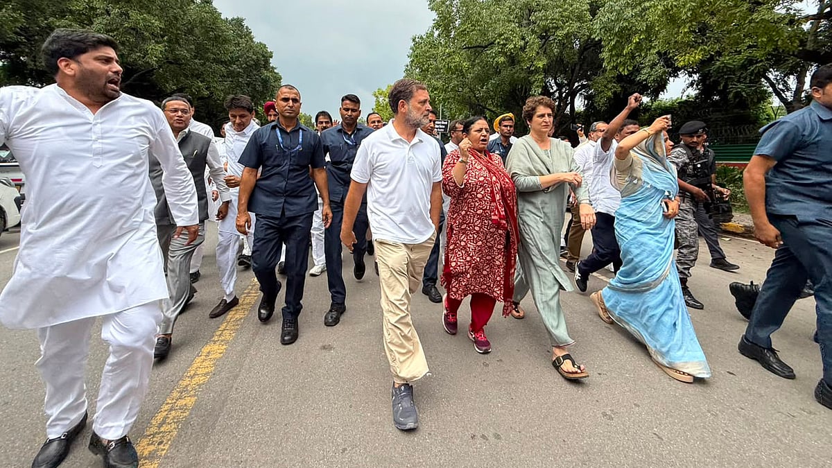 دہلی LIVE: راہل گاندھی کا اعلان، ’مودی جی! ساری طاقت لگا لیجیے، طلبہ کے انصاف کی یہ لڑائی نہیں رکے گی‘