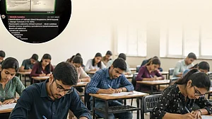 <div class="paragraphs"><p>امتحان دیتے طلبا کی علامتی تصویر، اے آئی</p></div>