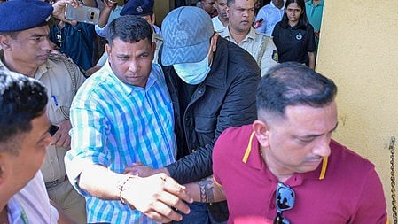 گوا نائٹ کلب آتشزدگی معاملہ: لوتھرا برادران کو خود سپردگی کی ہدایت، سپریم کورٹ نے برقرار رکھا ہائی کورٹ کا فیصلہ