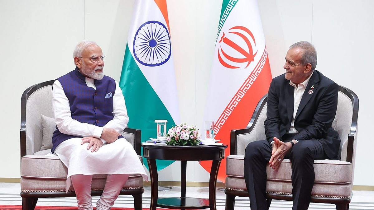 <div class="paragraphs"><p>وزیر اعظم مودی اور ایرانی صدر مسعود پیزشکیان، تصویر @narendramodi</p></div>