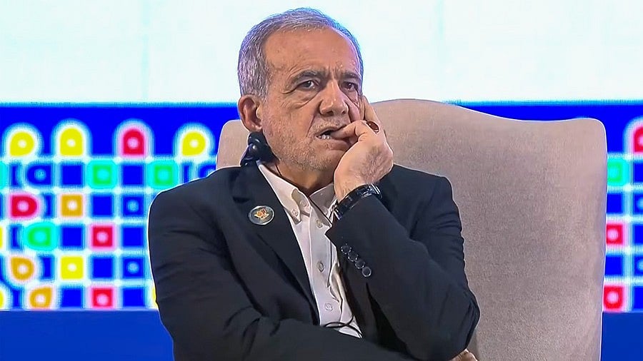 امریکی ڈالر پر انحصار بتدریج ختم کیا جانا چاہیے: مسعود پیزشکیان