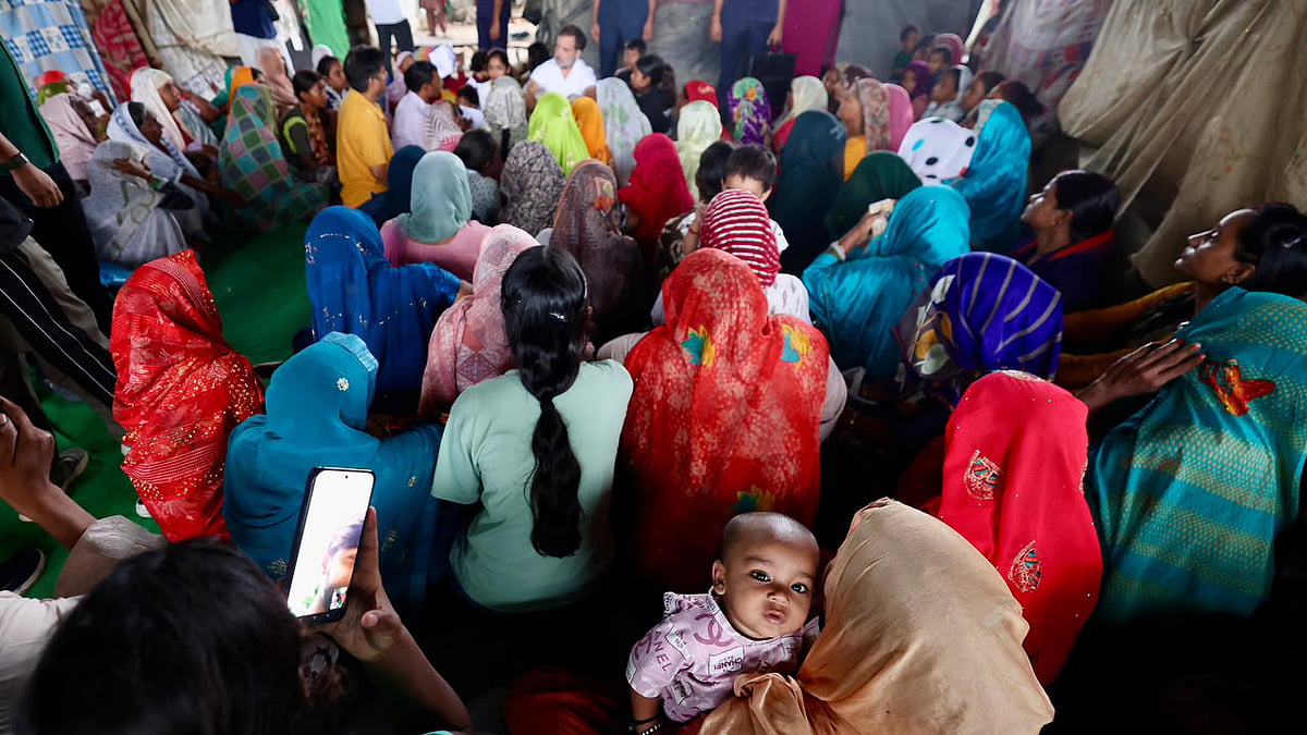 دہلی کے بیلا اسٹیٹ میں 728 میں سے 727 ووٹروں کے نام حذف، راہل گاندھی نے الیکشن کمیشن پر اٹھائے سوال