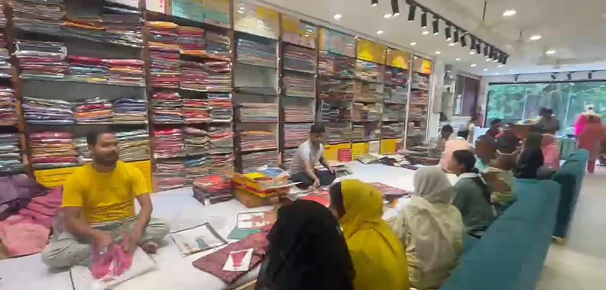 ہم ہیں کامیاب-19: محمد شہنشاہ نے مفلسی کے سبب بچپن میں تعلیم ترک کی، اب ہیں کروڑوں کی کمپنی ’ٹوڈیز فیشن‘ کے مالک