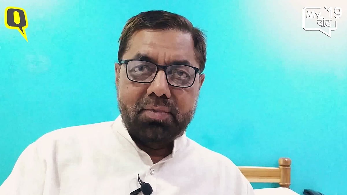 भोपाल से साध्वी प्रज्ञा ठाकुर के खिलाफ चुनावी मैदान में मुंबई आतंकी हमले के शहीद एटीएस चीफ हेमंत करकरे के पूर्व सहयोगी रिटायर्ड एसीपी रियाज देशमुख खड़े हुए हैं