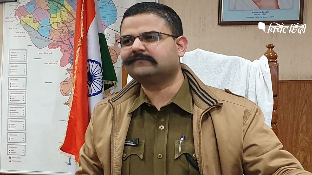 नोएडा के SSP वैभव कृष्ण सस्पेंड कर दिये गए