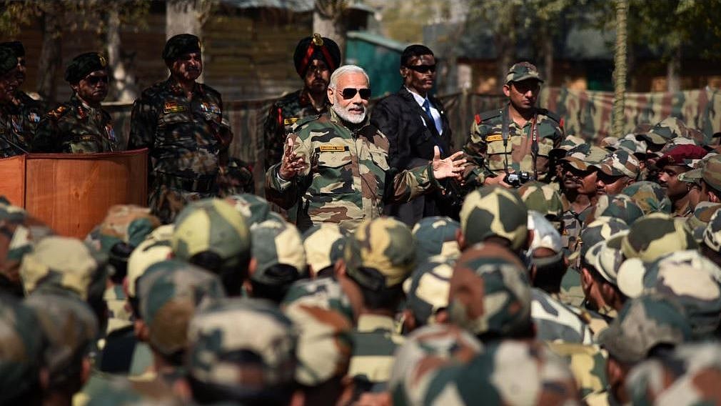  इस लेख में प्रधानमंत्री के दूसरे कार्यकाल के पहले वर्ष के समाप्त होने पर सरकार के प्रदर्शन का विश्लेषण किया गया है