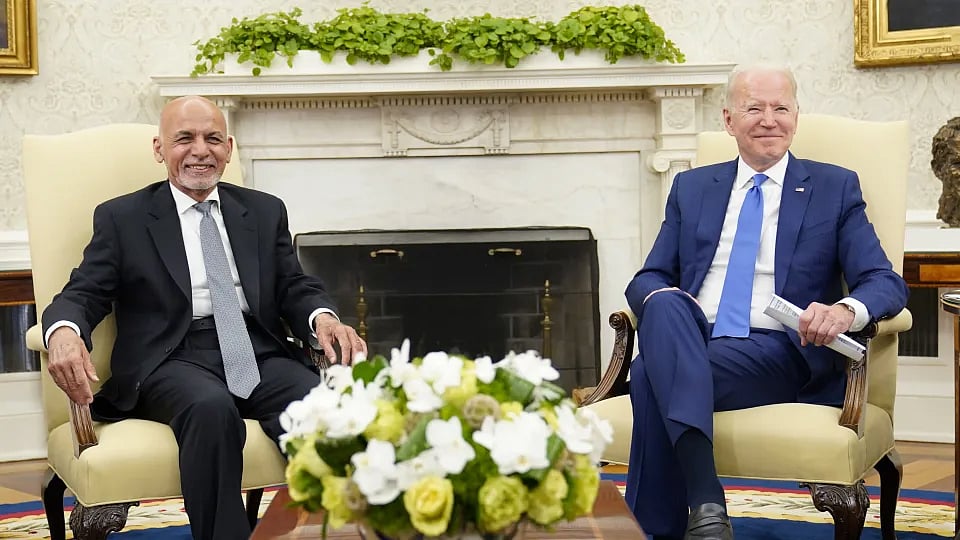 <div class="paragraphs"><p>Afghanistan की इस हालत का जिम्मेदार कौन है?</p></div>