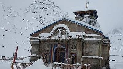 <div class="paragraphs"><p>केदारनाथ मंदिर </p></div>