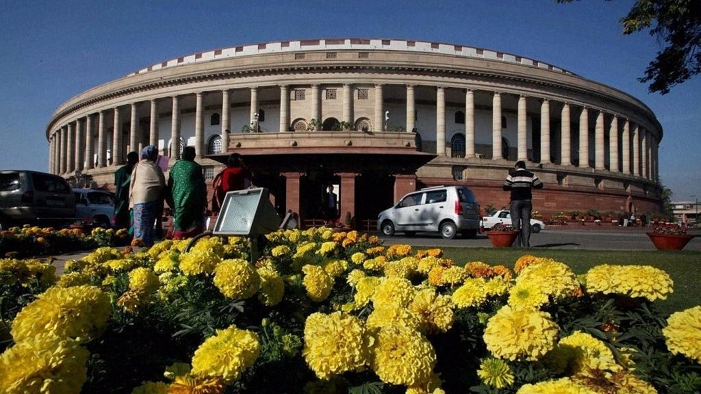 <div class="paragraphs"><p>Jan Vishwas Bill Explained: 42 कानूनों में बड़ा बदलाव, पेड़ काटने पर जेल नहीं...</p></div>