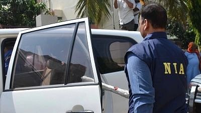 <div class="paragraphs"><p>PFI के खिलाफ NIA का एक्शन, 11 राज्यों से 106 सदस्य गिरफ्तार- अमित शाह ने की बैठक</p></div>