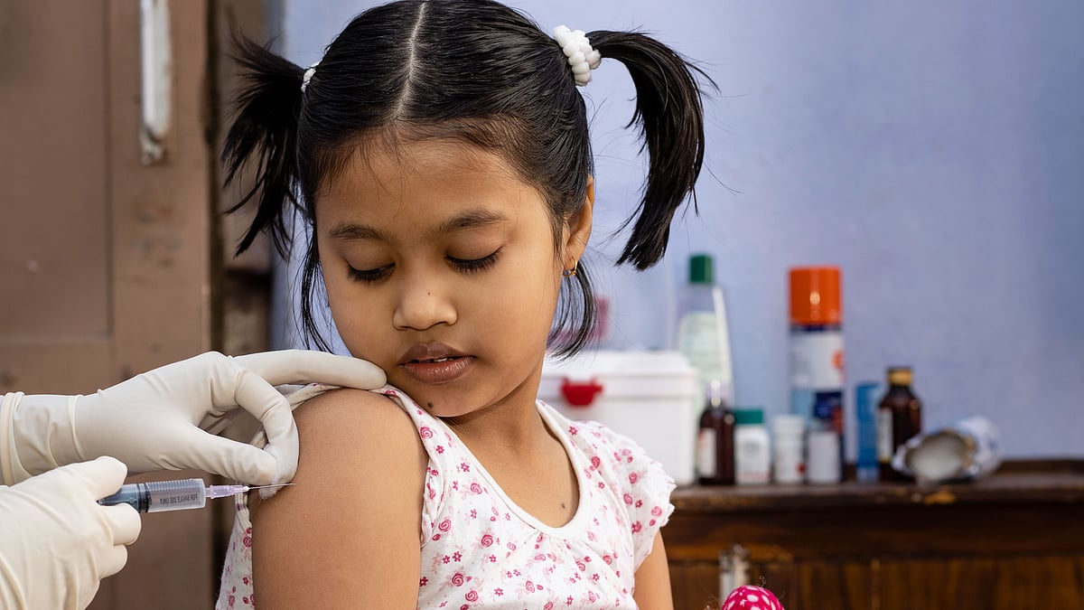 <div class="paragraphs"><p><strong>Monsoon Flu</strong>: समय पर Flu Vaccine लगवाने से बच्चों को फायदा </p></div>