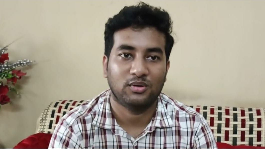 <div class="paragraphs"><p>UPSC में AIR 4 हासिल करने वाले ऐश्वर्य वर्मा ने बताए कामयाब होने के तरीके</p></div>
