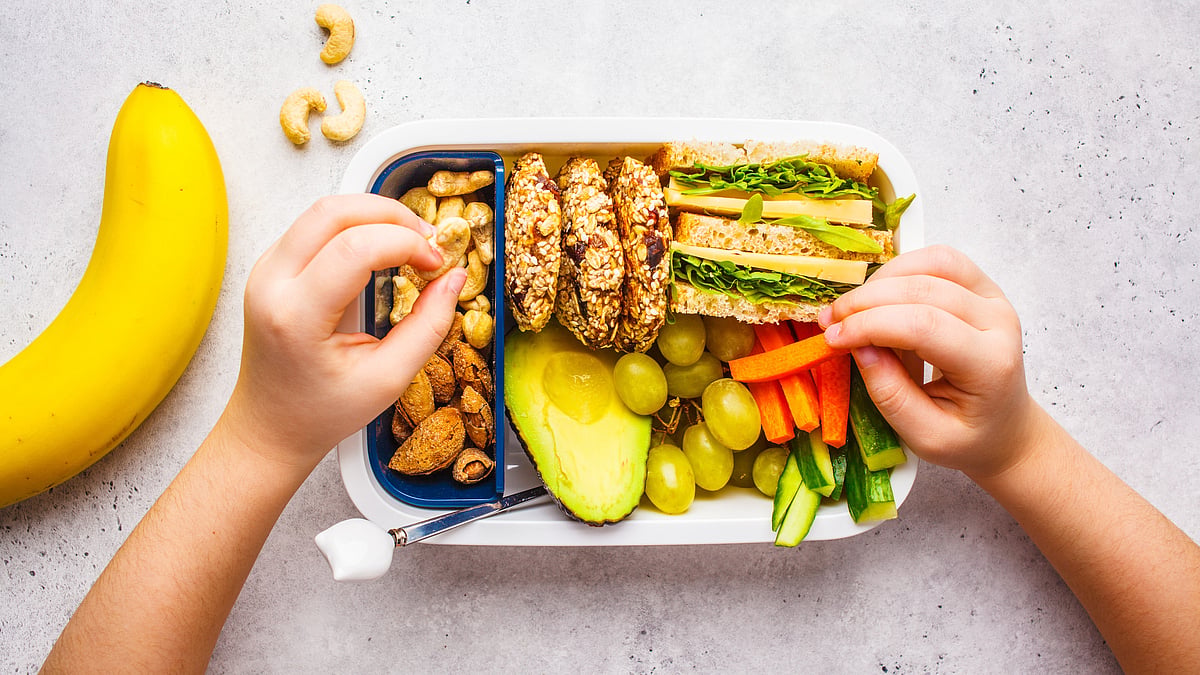 <div class="paragraphs"><p>Kids Diet: बच्चों को शुरू से पौष्टिक आहार खिलाएं </p></div>