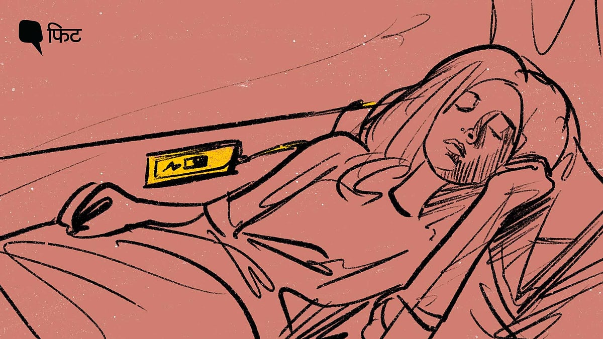 <div class="paragraphs"><p><strong>Sleeping With Phone Charging By Your Side: </strong>क्या सोते समय मोबाइल फोन को बगल में चार्ज करना खतरनाक हो सकता है?</p></div>
