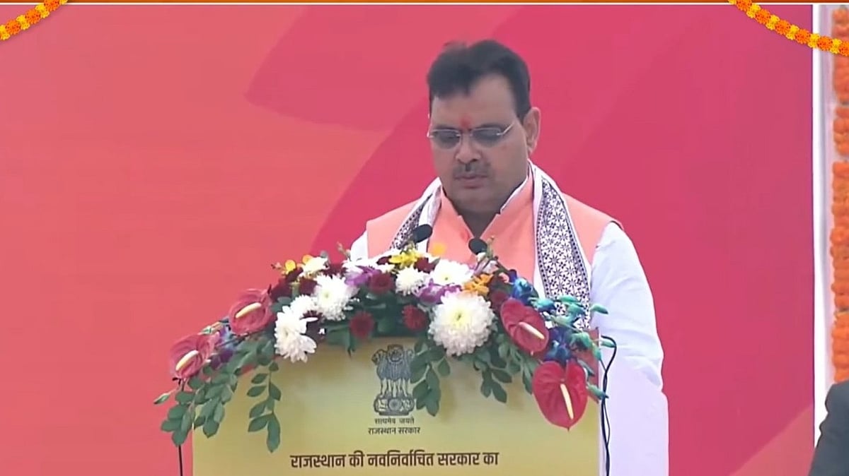 <div class="paragraphs"><p>भजन लाल शर्मा बने राजस्थान के मुख्यमंत्री, PM मोदी की मौजूदगी में शपथग्रहण</p></div>