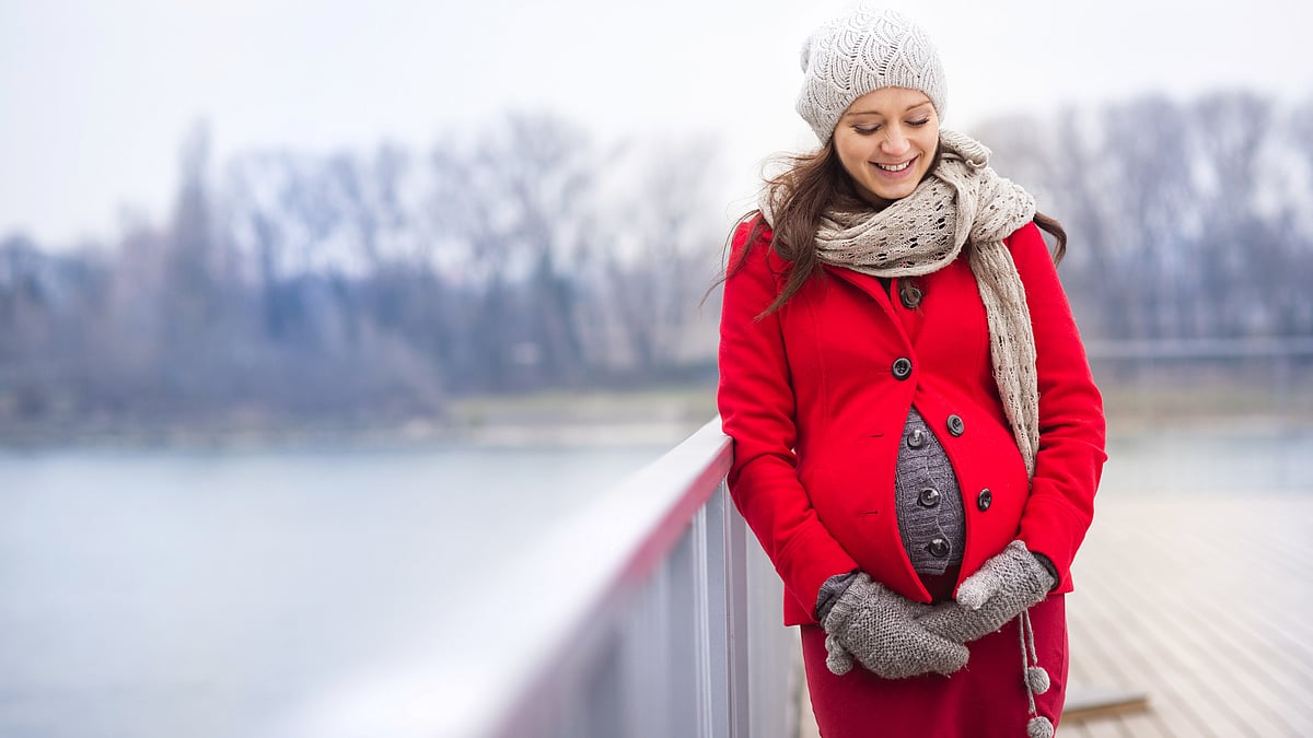 <div class="paragraphs"><p>Pregnancy In Winter: सर्दी के मौसम में प्रेग्नेंट महिला कैसे बचे बीमारियों से?</p></div>