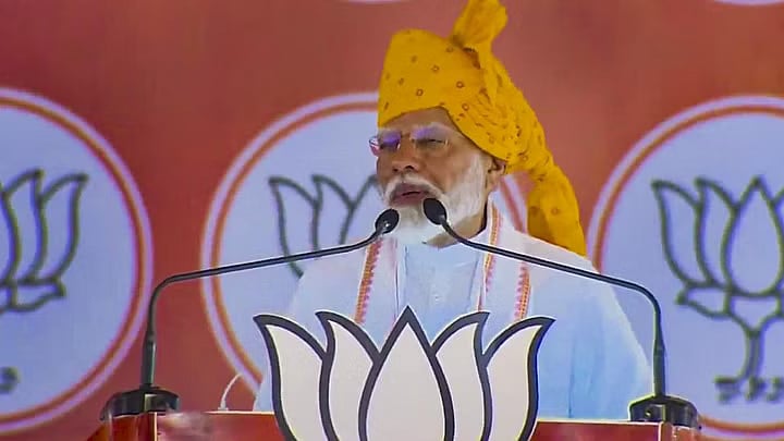 <div class="paragraphs"><p>मांस, मुगल, माओवादी और अब मंगलसूत्र, पीएम के बयानों के मायने क्या?</p></div>