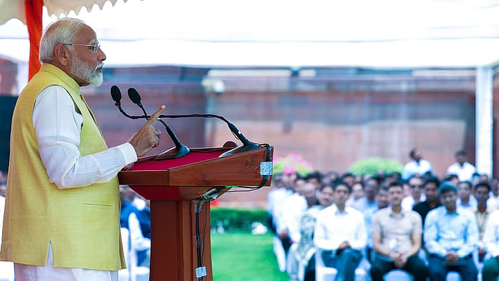 <div class="paragraphs"><p>मोदी कैबिनेट 3.0: भारतीय राजनीति में दिखती है जाति और वंश की शक्ति</p></div>