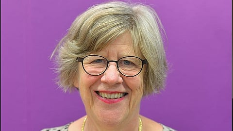 Professorn Agnes Wold är glad över att definitionen av en kvinna ska baseras på biologiskt kön i Storbritannien.