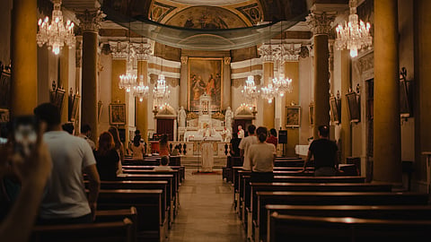 Första advent väcker stillhet och hopp i kyrkan: "En glädje och en väntan"