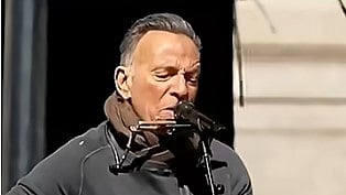 Bruce Springsteen framträdde i Minneapolis och bjöd publiken på sitt politiska budskap. 