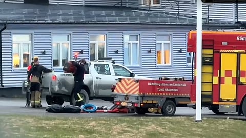 Larmet om olyckan kom vid 19-tiden på söndagskvällen. Räddningstjänsten kom snabbt till platsen. 