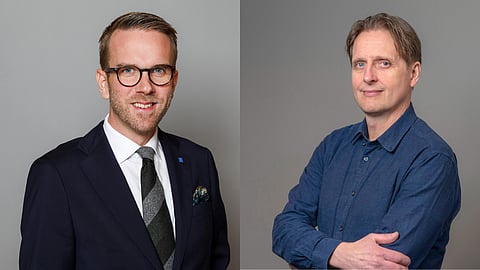 Bostadsminister Anderas Calrson (KD) till vänster och Förbundsjuristen Niclas Sundell på hyresgästföreningen till höger
