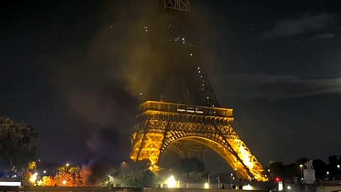 Paris i lågor efter Champions League-segern. Upploppen pågick hela natten.