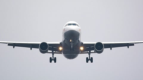 Utrikesresandet lyfter flygtrafiken