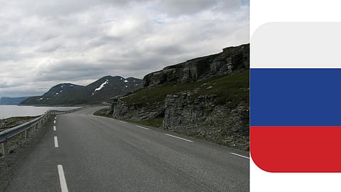 Kastade sten över ryska gränsen - tre svenskar bötfälls