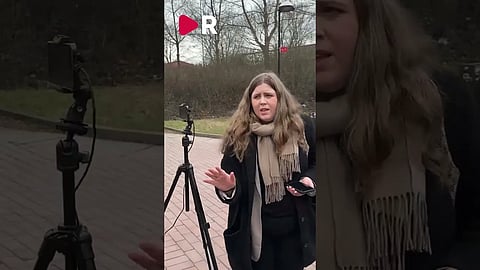 Se vad som händer när Riks ska intervjua Muharrem Demirok