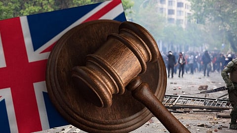 Po protestoch v Británii obvinili vyše 500 ľudí. Tí, ktorí šírili nenávisť cez internet, sú vo väzení.