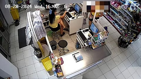 Dramatická potýčka v predajni: Po vyhrážkach lúpež a zadržanie útočníka.