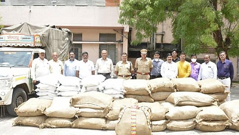 धुळ्यात १६ लाखांहून अधिकचा गुटखा व पानमसाला जप्त