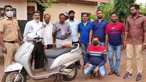 व्हेल माशाची कोट्यावधीची 'उलटी' जप्त !