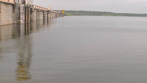Girna dam