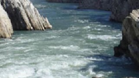 उत्तर महाराष्ट्र, मराठवाड्यातील शेतकऱ्यांना लाभ; नद्याजोड प्रकल्पाला तत्त्वत: मान्यता
