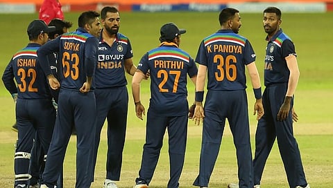 IND vs SL: 9 खेळाडू बाहेर पडल्यानंतर फलंदाज आणायचे कुठून? भारतीय संघ चिंतेत