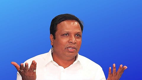 भाजपा आमदारांचा पगार पुरग्रस्तांसाठी मुख्यमंत्री सहायता निधीला