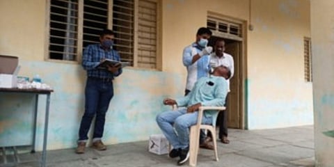 शिक्षक कोरोना पॉझिटिव्ह..शिरूडची शाळा सोमवारपर्यंत बंद