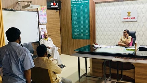 अकोल्यात शेतकऱ्यांवर पीक विमा कंपन्यांचे दबावतंत्र!