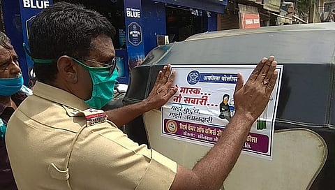 म्हणून वाहतूक पोलिसांचा हा 'अकोला पॅटर्न' झाला राज्यव्यापी 