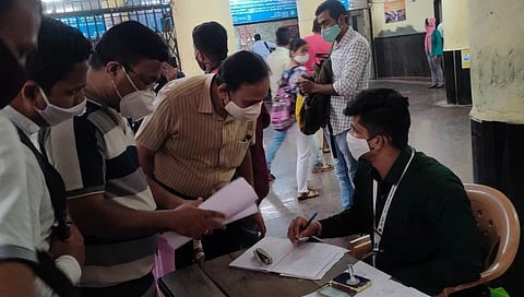 अंबरनाथ रेल्वे स्थानकावर ऑफलाईन पद्धतीने मासिक पास उपलब्ध