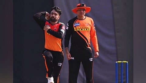 IPL 2021: तालिबानच्या कब्जानंतरही राशिद खान आणि महमंद नबी खेळणार 