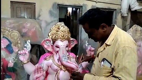 कोरोनामुळे मूर्तिकारांवर उपासमारीची वेळ, शासकीय मदतीची गरज