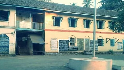 सातबाऱ्यावर निसप्र शेरा रद्द करण्यासाठी तहसीलदाराने मागितली पंधरा हजाराची लाच...
