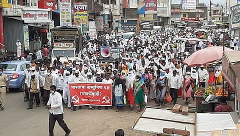 अहमदनगरमध्ये माकपचे जोरदार शक्तीप्रदर्शन !