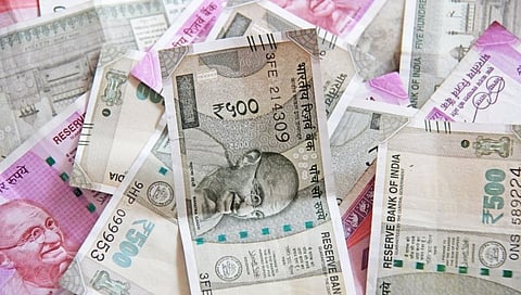 पोटापाण्यासाठी आला अन् अल्पावधीतच कोट्याधीश झाला! 