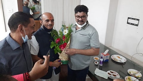 जालन्यात भाजपच्या जण आशीर्वाद यात्रेला काँग्रेस आमदाराची हजेरी