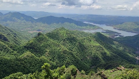 तीन राज्‍यांच्‍या सीमेवरील गाव..स्वातंत्र्याच्या ७५ वर्षांनंतरही सुविधांपासून वंचित